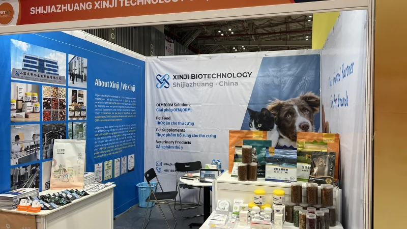 Premium pet supplies booth display for UAE retail product mix planning